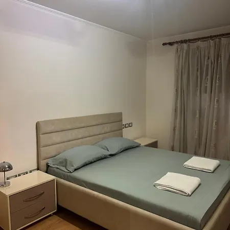Modern In Center- Bllok Appartamento